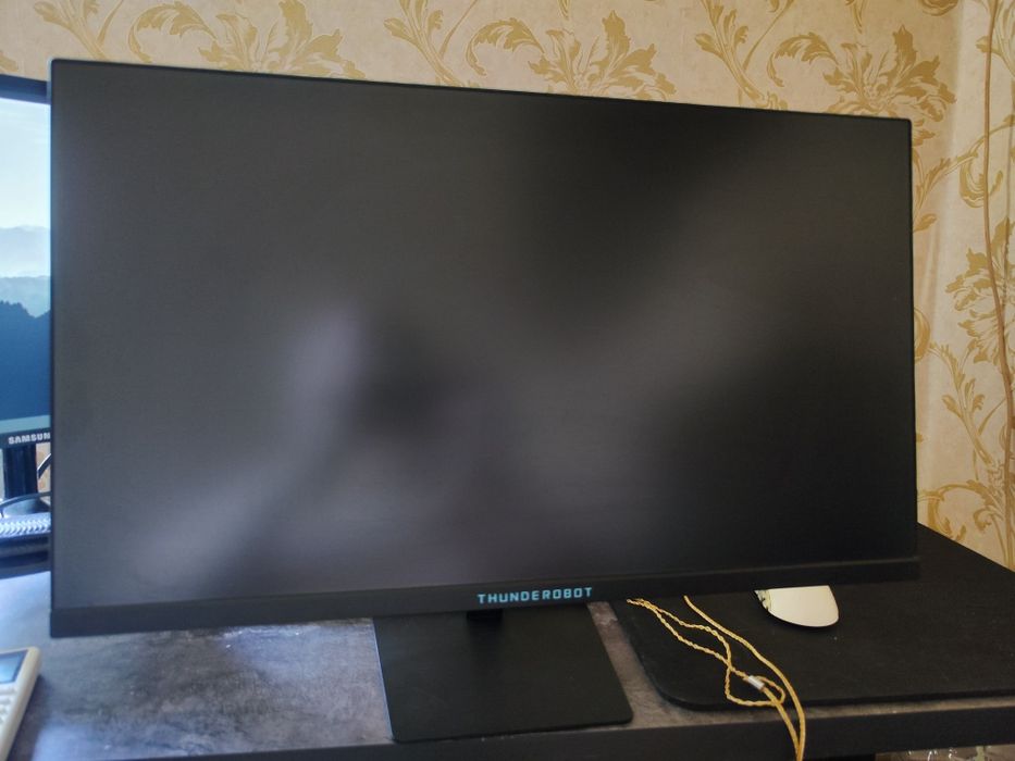 Срочно монитор 320 hz Thunderobot CF25F300-W