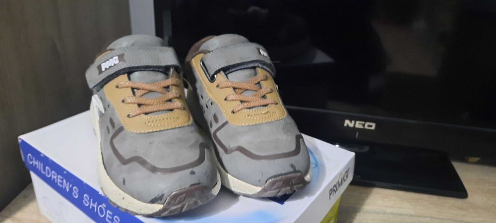 Маратонки-Primigi