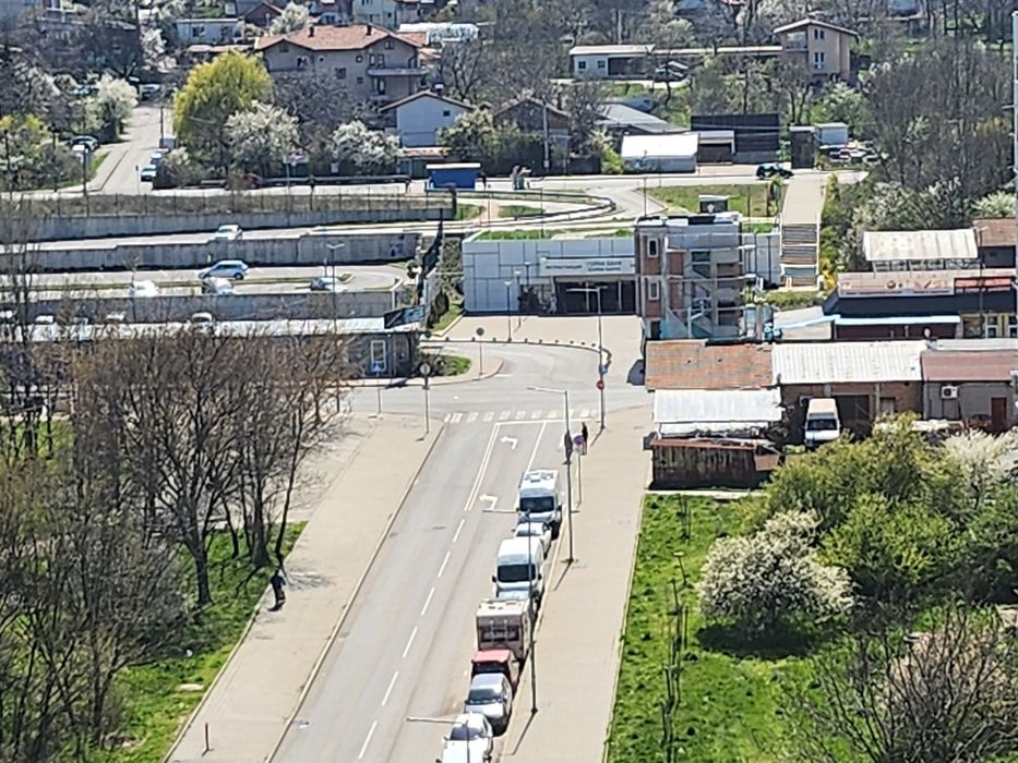 Продавам мезонет в Овча Купел 2