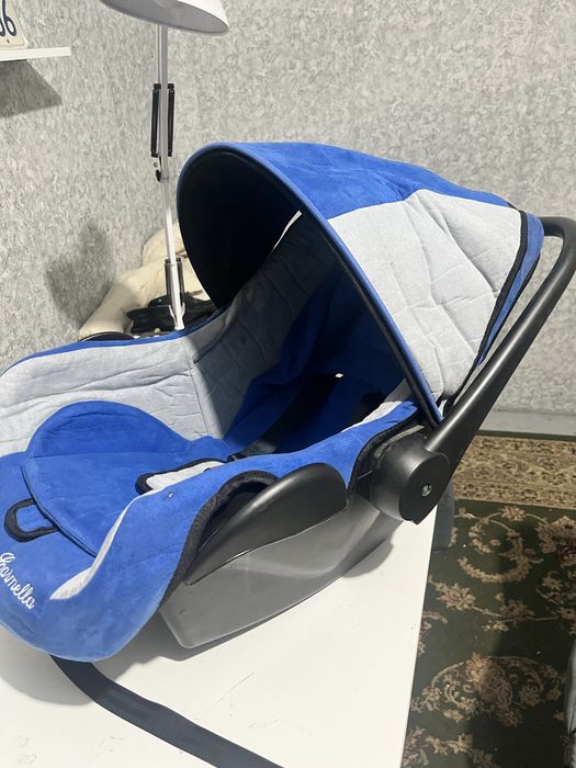 Детское авто кресло