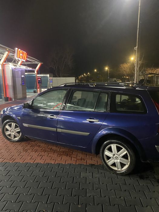 Renault megane 1.9 diesel cosum foarte mic