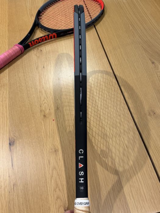 Wilson Clash Version 1, 2 броя за 75 евро