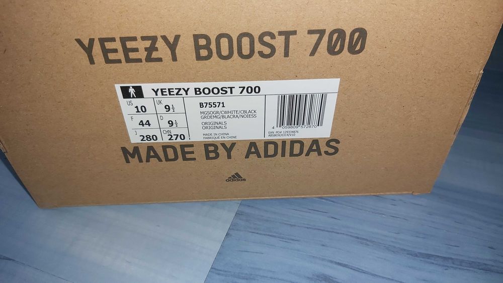 Adidas Yeezy Boost 700 Wave Runner