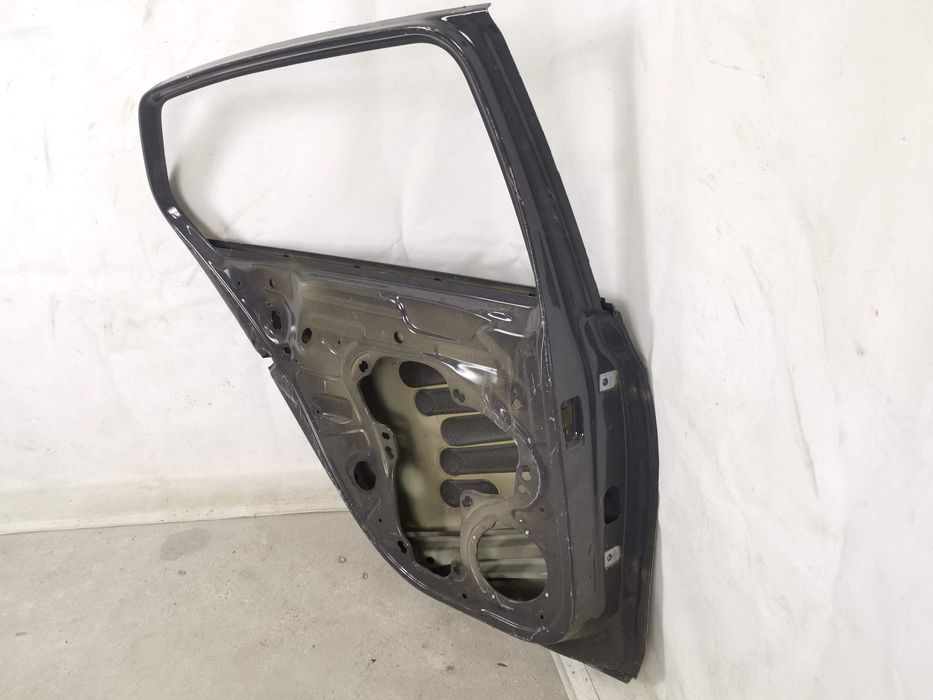 Ляв заден капак / Lqv zaden kapak Volkswagen VW Golf 8 [ - ] Оригинале