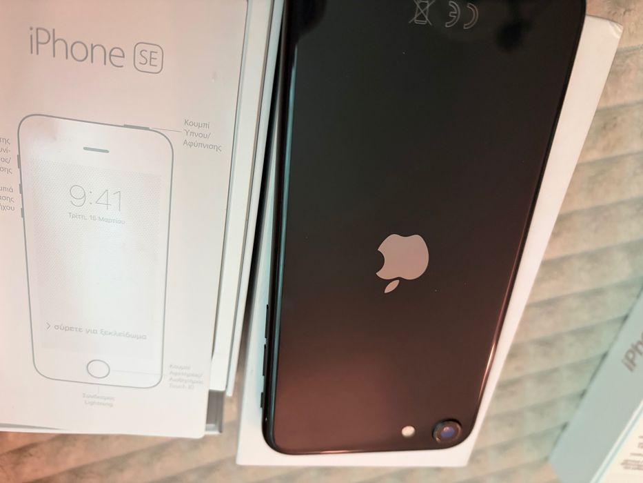 iPhone SE, Space Gray, 16 GB