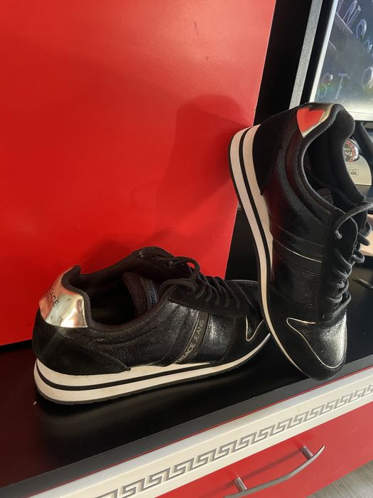 Маратонки Versace,Guess