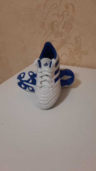 Бутсы предаторы Adidas!