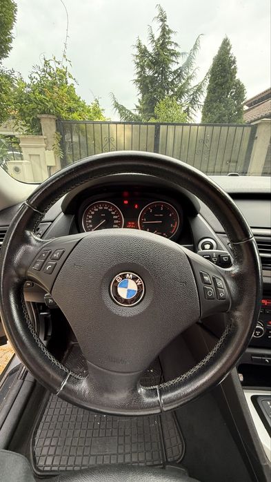 BMW X1 xDrive 204CP automat