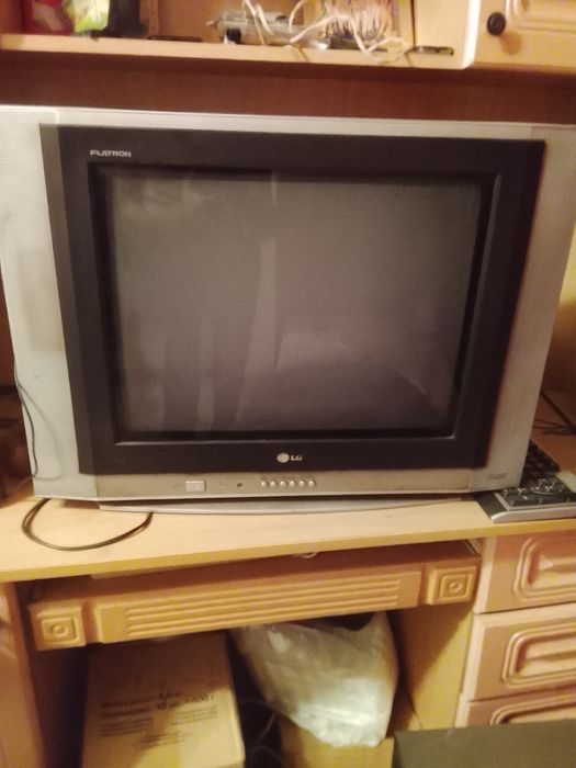 Продам телевизор