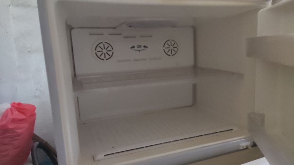 Холодильник б/у в рабочем состоянии