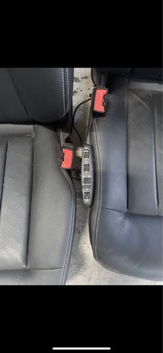 Scaune fata + bancheta + panouri Mercedes w212 facelift negru piele