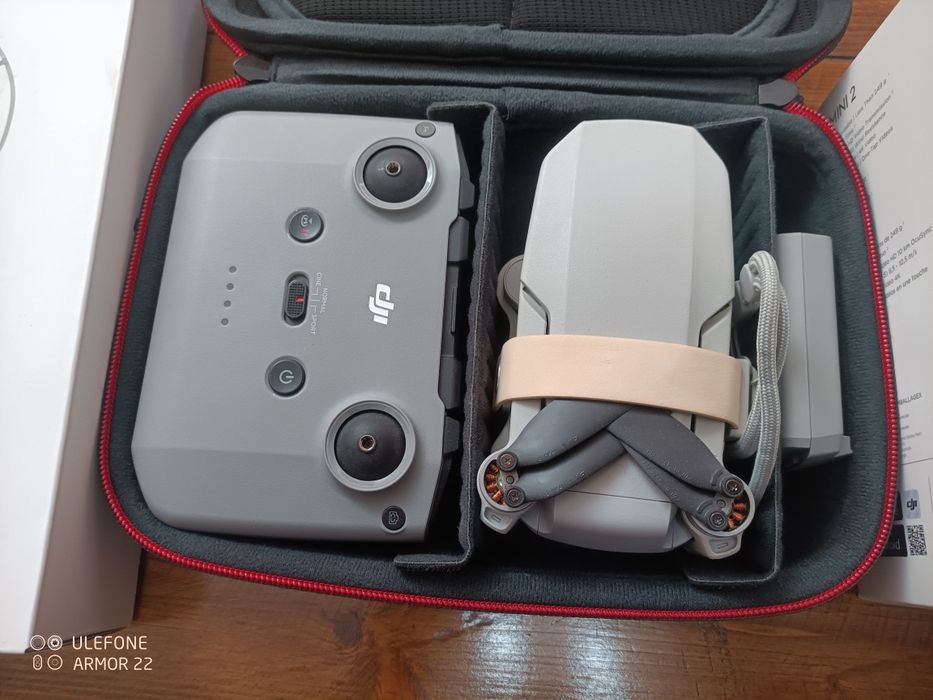 Dji mini 2 puțin folosita
