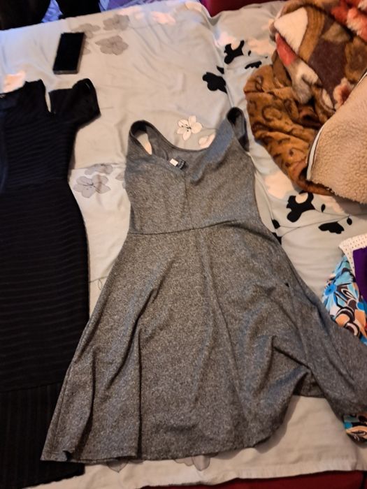 Rochii de vara și un compleu de pat