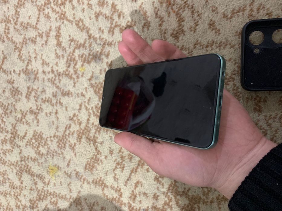 vivo Y03 в хорошем состоянии