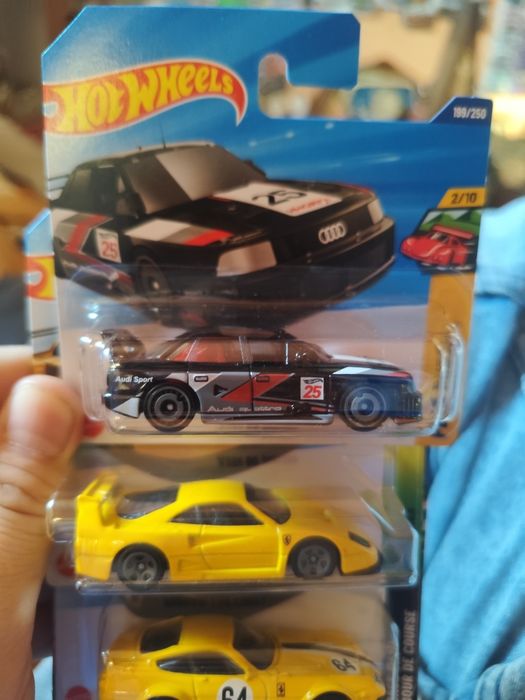 Колички Хот уилс Hot wheels