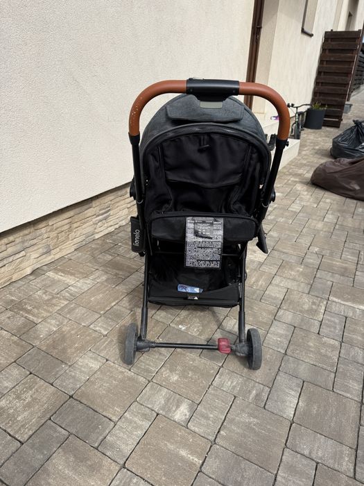 Vand carucior utilizat Lionelo julie one