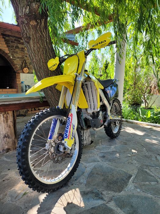Cross Suzuki RMZ 450