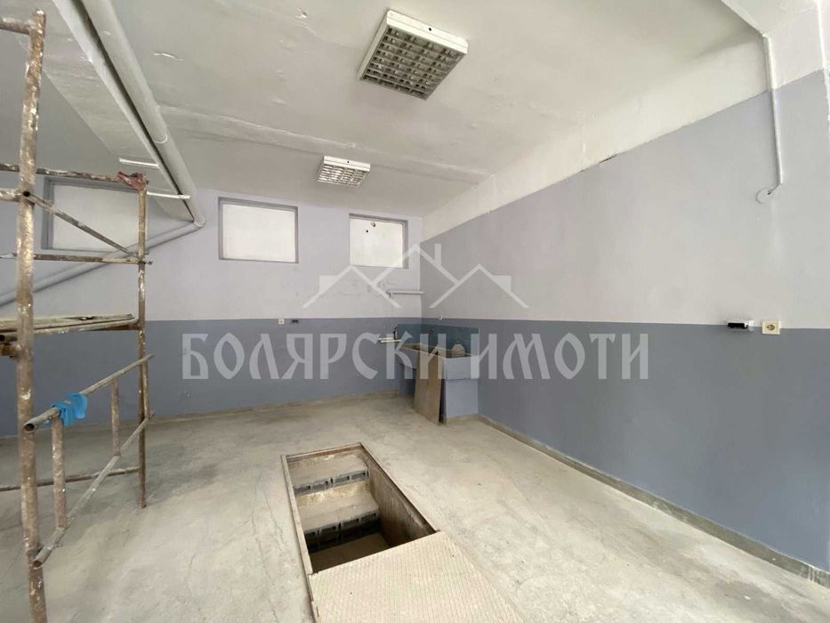 Автосервиз в Промишлена зона