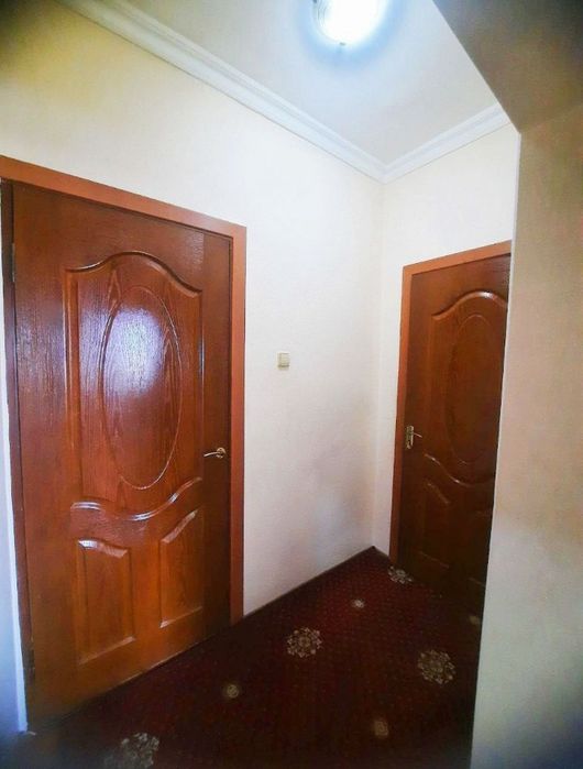 Продаётся 3х комнатная Ойбек