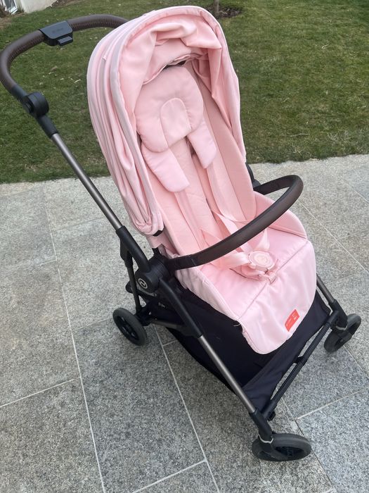 Cybex Melio най-леката бебешка количка