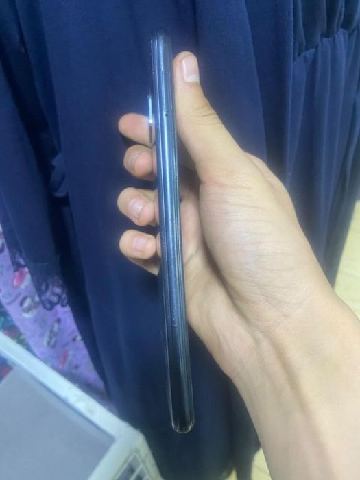 Samsung A22 5G holati orta