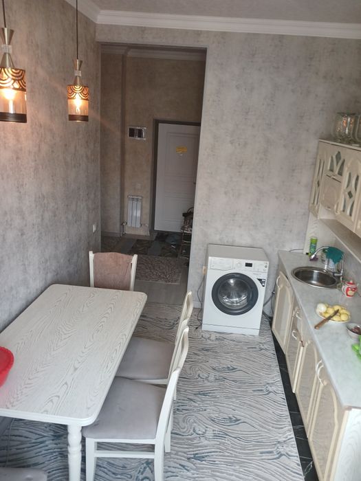 Dom Yashnobod tumani Olmos metro yaqinida