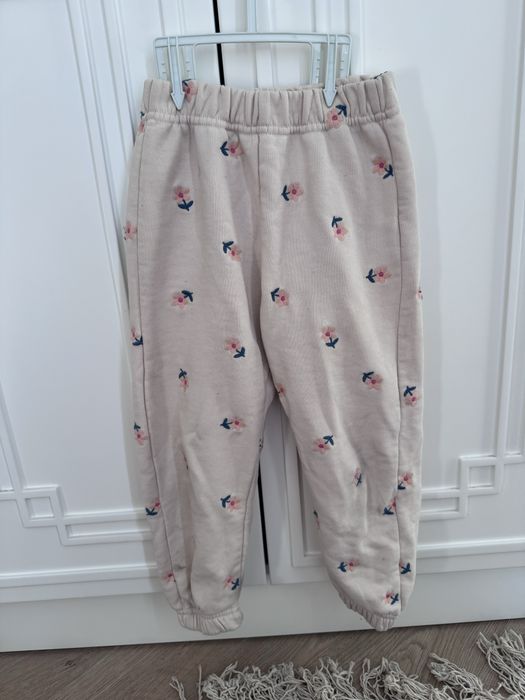 Одежда на девочку 4,5,6 лет