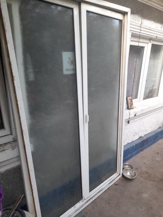 Usi pliabile cu toc  stare perfecta detali pt dimensiuni la tel pret 6