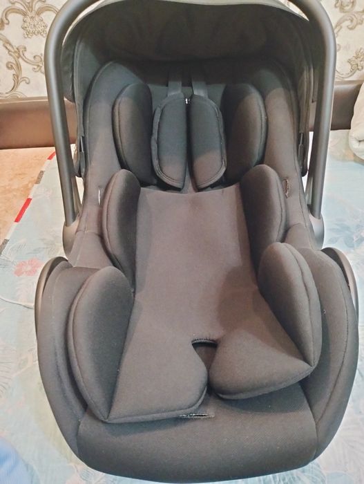 Продам автокресло детское