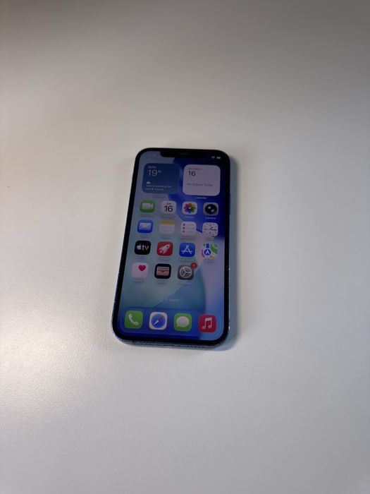 iPhone 12 64GB Син - 100% Батерия + Калъф + Протектор + Кутия