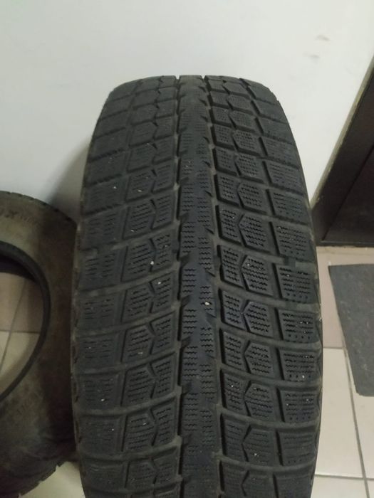 Продам зимние шины