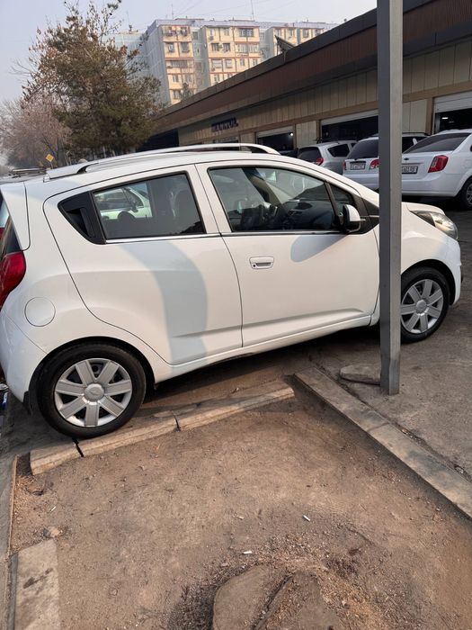 Спарк механика оқ ранг холати яхши