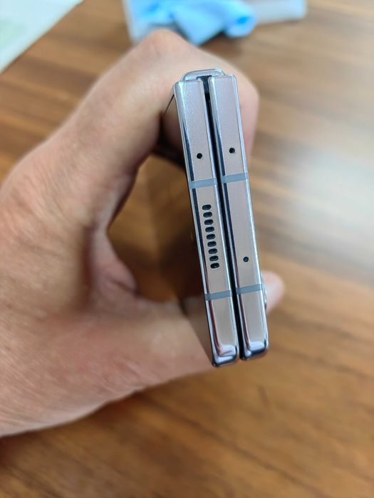 Samsung Galaxy Z Fold5