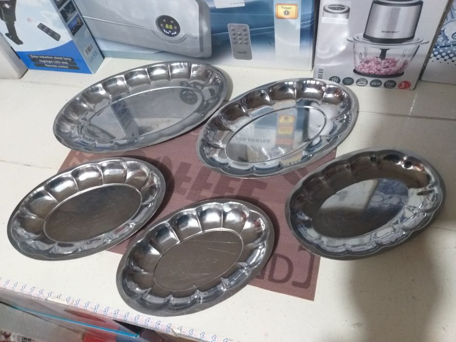 Set 5 Tavite Din Inox Marimi Diferite