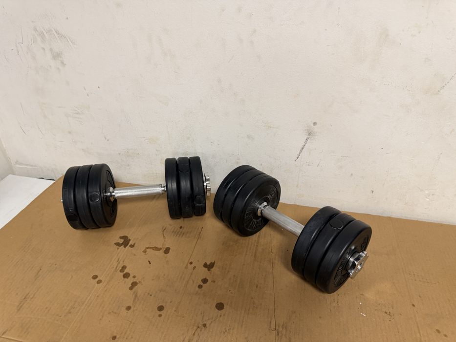 Gantere reglabile noi set 20 kg. 10 kg+10 kg=20 kg pret promo 120 lei