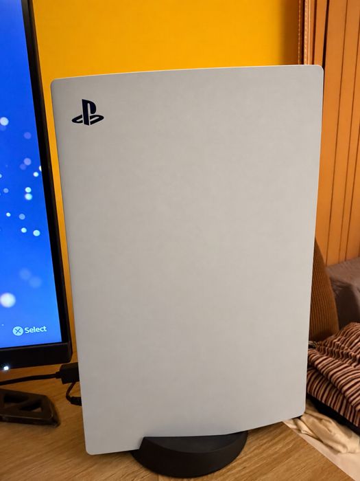 PlayStation 5 disc edition FAT