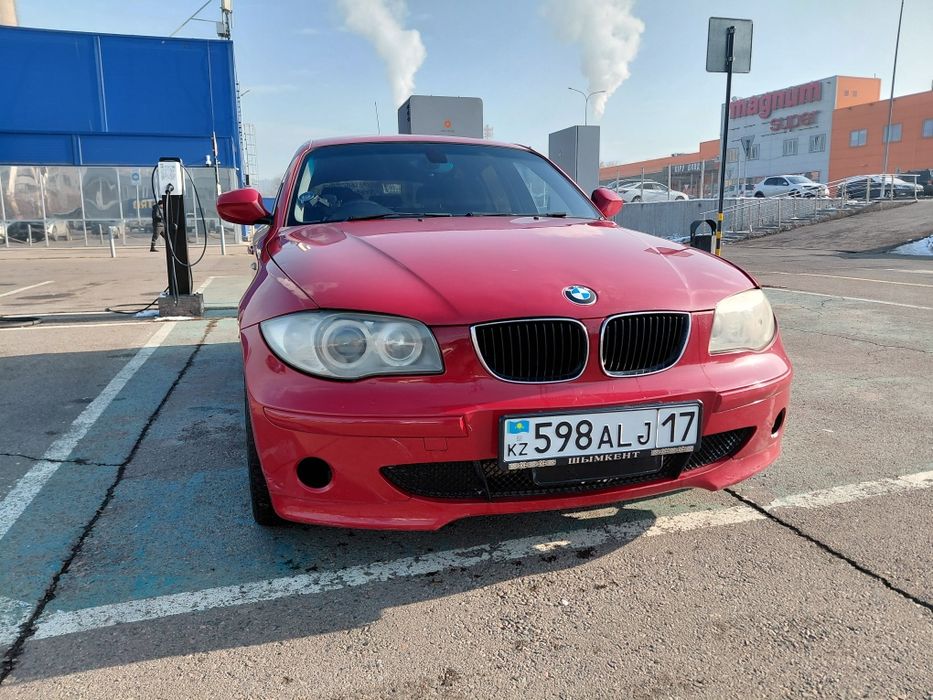 БМВ 116i 2010 год продам