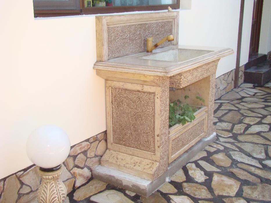 Градинска мивка за стена