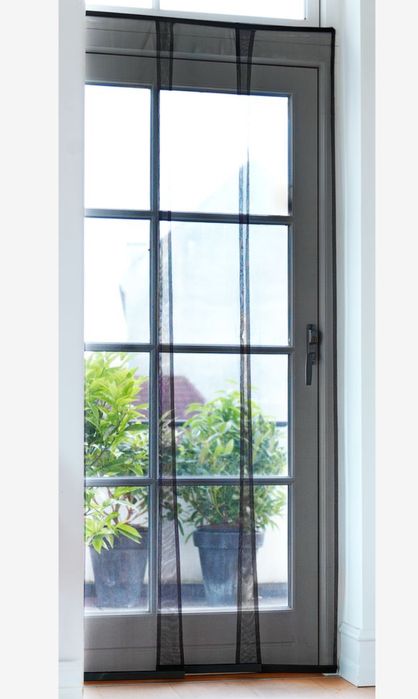 Комарници за врата и прозорец