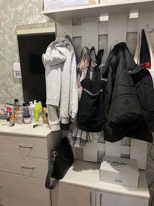 Продам набор для прихожей