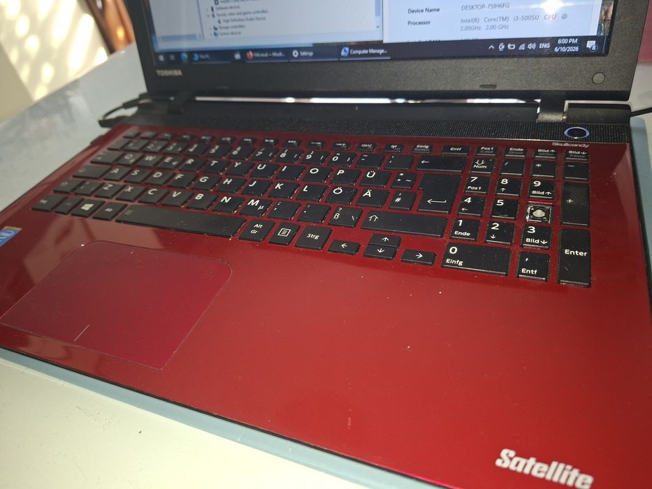 Toshiba Satellite L50-C, Intel i3 gen.5, 750 gb, Bluetooth, Wi-Fi