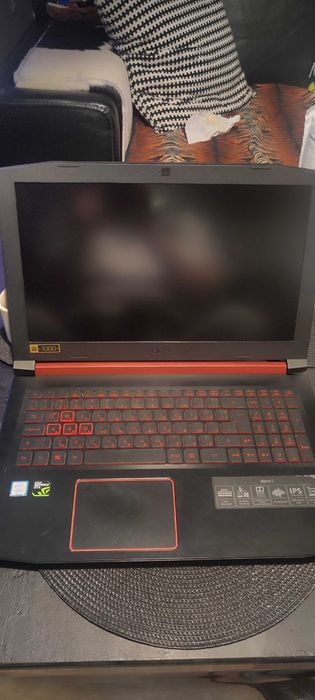 Геймърски лаптоп Acer Nitro5