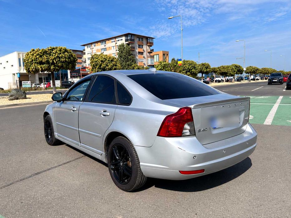 VOLVO S40 2011 — imagine 2