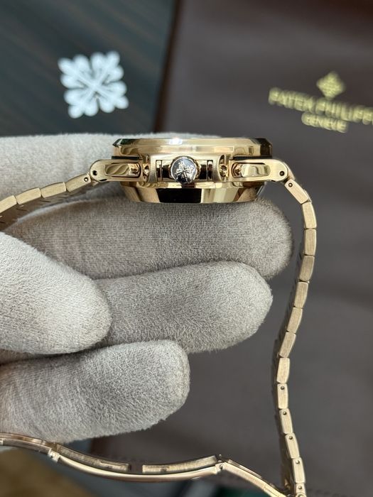 Patek Philippe Nautilus Chronograph 5980/1R-001