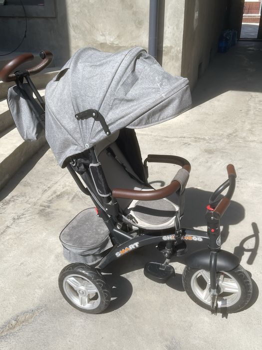 bolalar uchun velokolyaska sotiladi