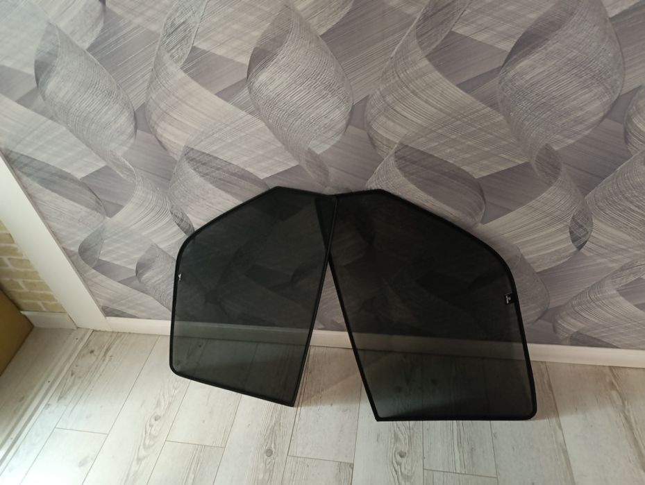 Продам шторки LUTOR