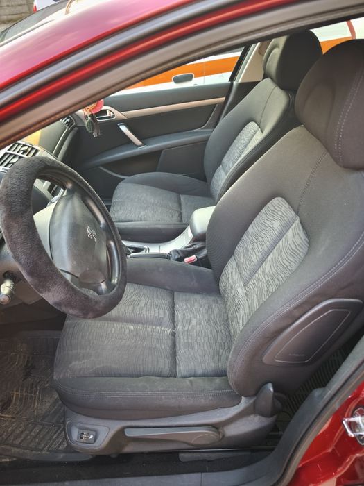 Vând Peugeot 407