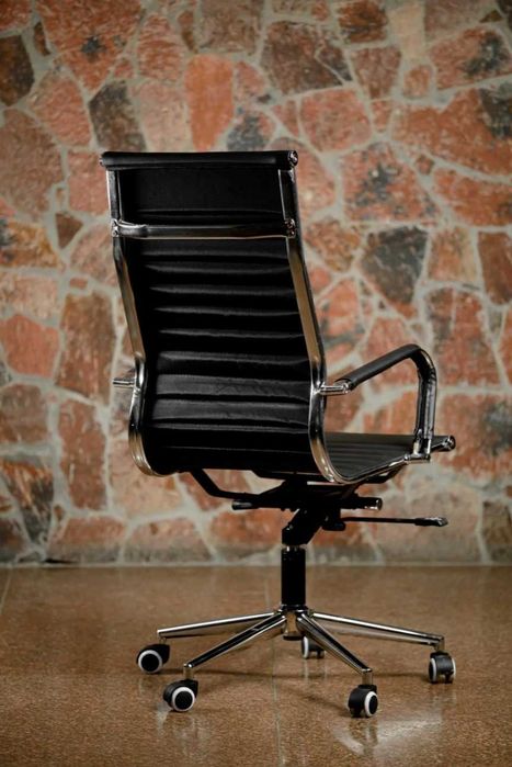 Офисное кресло Delgado