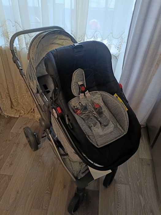 Детская коляска с автокреслом