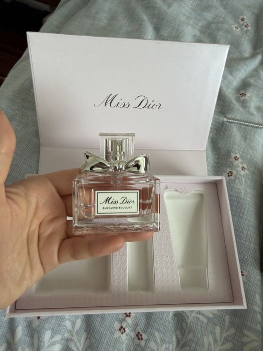 Продам туалетную воду Miss Dior